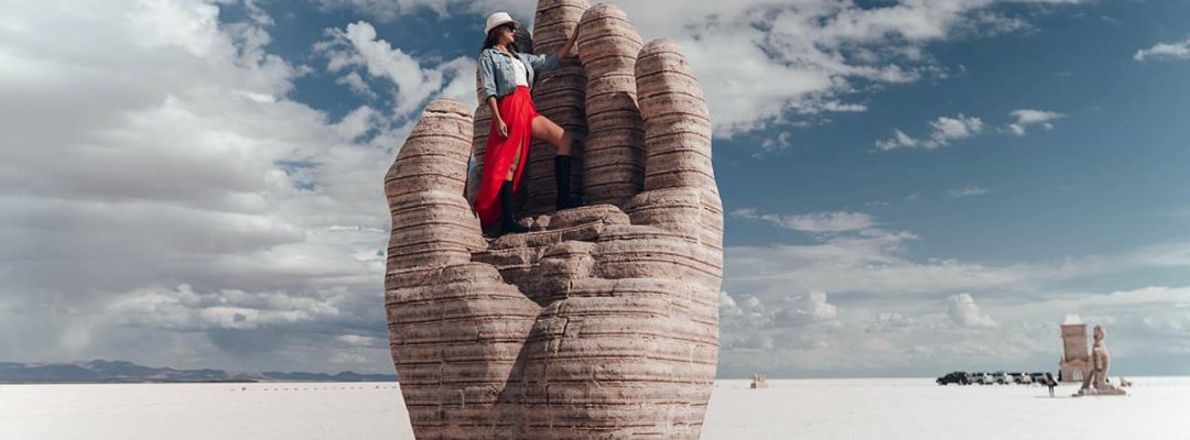 bolivia-salar-de-uyuni-escultura